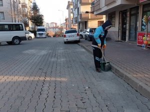 Pursaklar’da 24 saat temizlik