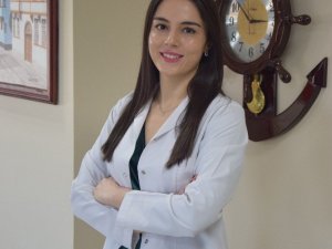 Güzel bir gülüş için Dermal dolgu ve Botoks