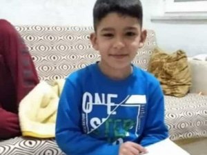 Köpeği kurtarmak isterken arabanın altında kalan minik Kerim’in yaşam mücadelesi sürüyor