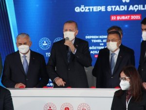 Cumhurbaşkanı Erdoğan’dan binalarda güçlendirme yerine yenileme çağrısı