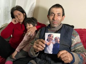 Kız kardeşler bir anda sırra kadem bastı