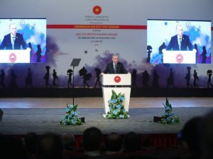 Rektör Aldemir İzmir’de Uluslararası Göç Konferansı’na katıldı