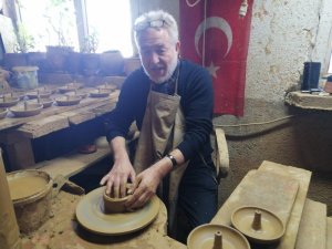 Taverna müziğinin usta sesi Arif Susam’ı hiç böyle görmediniz