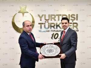 Azerbaycan Eğitim Bakanı Amrullayev’den YTB’ye ziyaret