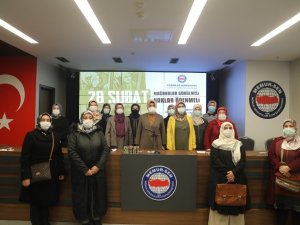 Memur-Sen Kadınlar Komisyonu Başkanı Aydın: “Millete ayar vermek isteyenlere gerçek ayarı millet verdi”