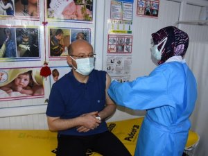 Başkan Özcan korona virüs aşısı oldu