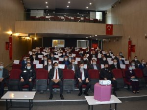 Selendi’de muhtarlara afet farkındalık eğitimi verildi