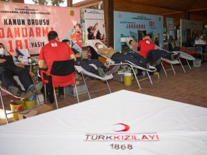Antalya İl Jandarma Komutanlığına “2020 yılının Kurumsal Kan Bağışçısı Altın Ödülü”