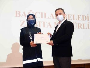Pandemi savaşçılarına teşekkür plaketi