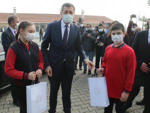 Milli Eğitim Bakanı Ziya Selçuk, Edirne’de öğretmenlerle buluştu