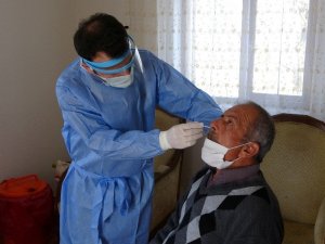 Muhtarda virüs çıkınca köyün tamamını testten geçirdiler