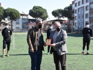 Başkan Öndeş’e spora katkılarından dolayı plaket takdim edildi