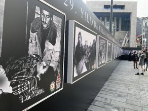 Hocalı katliamı 29. yılı resim sergisi İstiklal Caddesi’nde