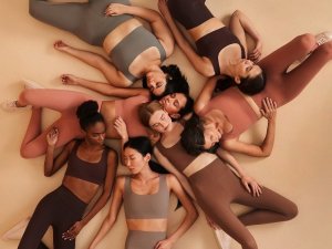 UP&FIT taytları her bedenle uyum içinde