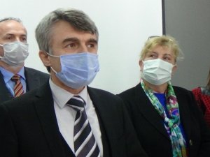 Rektör Uysal: "Bilgi ve teknoloji üretmeyen toplumlar köle olmaya mahkumdur"