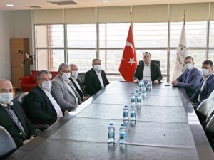 Akhisar, Manisa bölgesinde işçiye en çok zam yapan belediye oldu