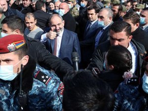 Ermenistan’daki darbe girişimine dünya genelinden tepki