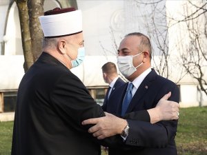 Çavuşoğlu’nun Hırvatistan’daki Müslümanlarla buluşmasında duygusal anlar