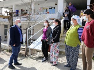 Başkan Gümüş 9 mahalleyi ziyaret etti