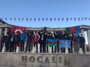 Ülkü Ocakları Hocalı anıtını ziyaret etti