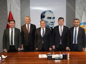 CHP Genel Başkan Yardımcısı Torun, Başkan Tarhan’ı ziyaret etti