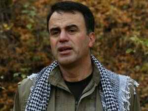 Tepkilerden sonra İBB, Selahattin Demirtaş’ın PKK’lı kardeşinin kitabını satamadı