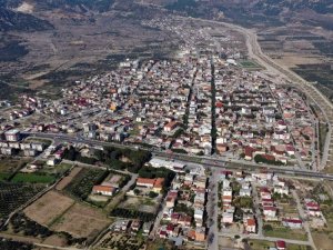 Kaymakam mutasyonlu virüse karşı vatandaşları uyardı