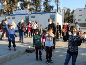 AFAD spor gönüllülerinden depremzedelere ziyaret