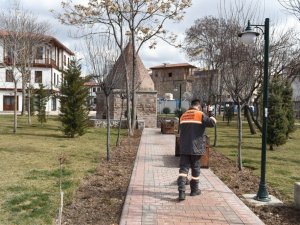 Altındağ Belediyesi’nden Hamamönü’nde temizlik çalışması