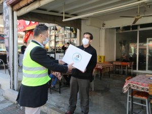 Pamukkale Belediyesi 600 kıraathaneye destek paketi dağıttı