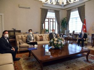 Dünya pazarında Manisa üzümünün değeri artacak