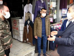 "Çok yüksek riskli" Osmaniye’de vali sahaya indi vatandaşı tek tek uyardı