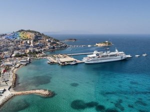 Kuşadası’na Nisan ayından itibaren Polonyalı turist kafileleri gelmeye başlayacak