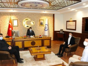 ÜNİAK İl Temsilcisi Rektör Aldemir ile görüştü