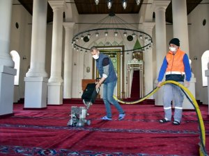İbadethanelerde Ramazan temizliği