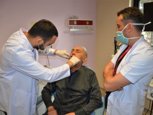 Dişindeki apse ölümüne yol açıyordu: Ameliyat ve 2 aylık tedavi sonucu hayata tutundu