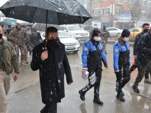 Hakkari’de kontrollü normalleşme denetimi