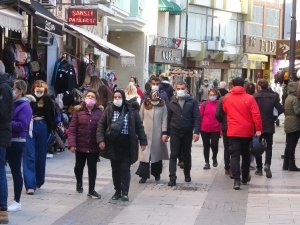 Prof. Dr. Şener: “Türkiye’de pandeminin bitimini sarı ve turuncu kodlu iller belirleyecek