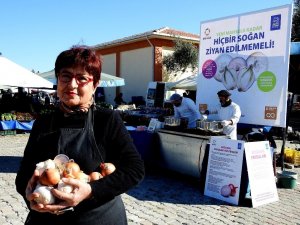 Çeşme’de ’Soğanı Kavurma’ etkinliği