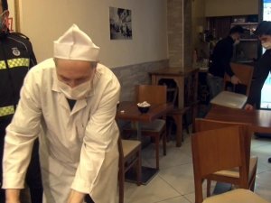Denetimde işletmelerde fazla masa gören belediye başkanı duruma müdahale etti