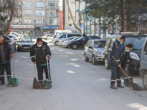 Cadde ve sokaklarda kapsamlı temizlik