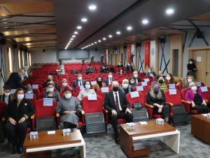 Türk Eğitim-Sen "Kadın Raporu"nu açıkladı