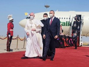 Papa’dan Irak’a tarihi ziyaret