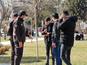 Güneşli hava korona virüsü unutturdu