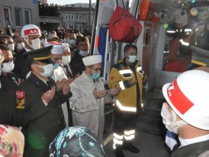 Kahramana haklarını gözyaşları içinde helal ettiler