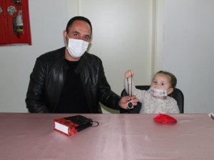 Çocuklar ve babalardan annelere Kadınlar Günü hediyesi