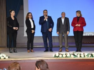 Yunusemre’de yönetime kadın dokunuşu