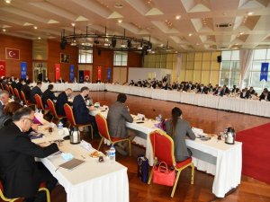 Ak kurmaylar Bursa’nın gelecek vizyonu için buluştu