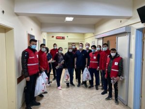 Kızılay’dan sağlık çalışanlarına siperlik desteği