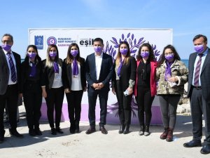 Kadınlar Günü Kuşadası’nda çeşitli etkinliklerle kutlandı